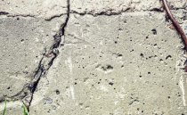 相城绳锯切割施工中
苏州厂房拆除哪家专业裂缝的检测与处理